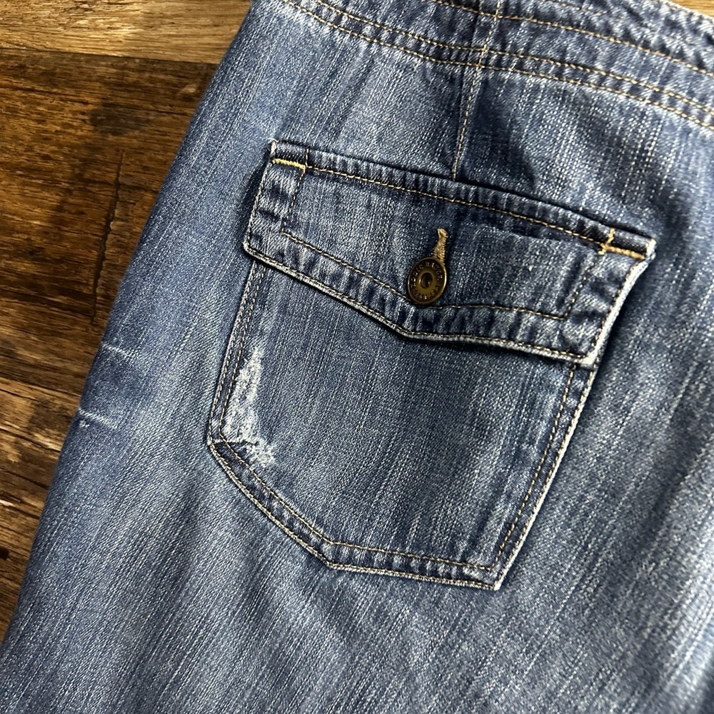 Eddie Bauer Women's Denim Jean Shorts - Picture 3 of 8